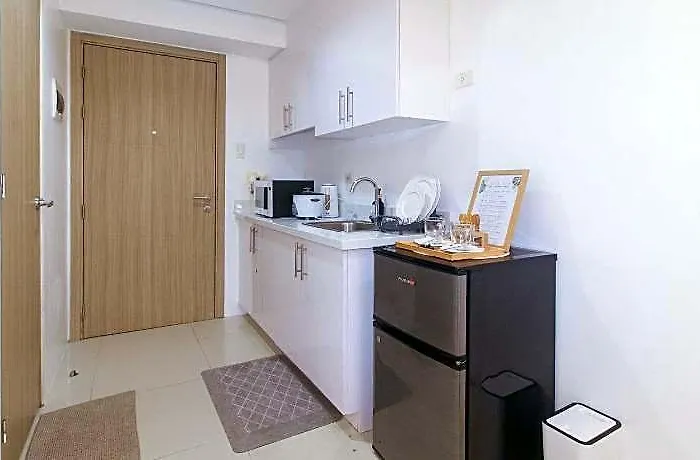 Smdc Breeze Residences By Reddoorz Hotel *