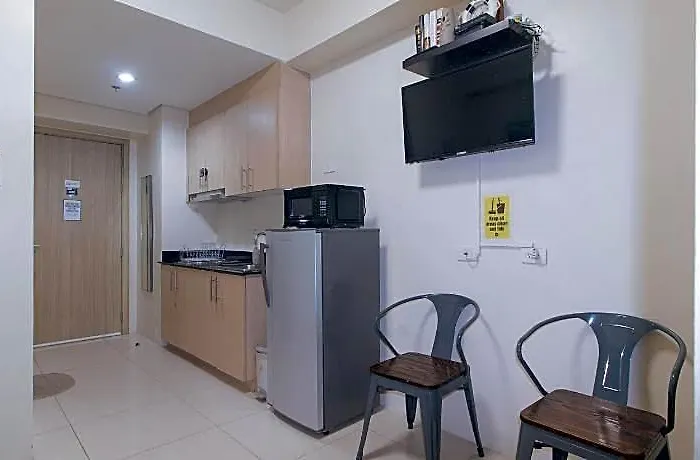 Smdc Breeze Residences By Reddoorz Hotel *